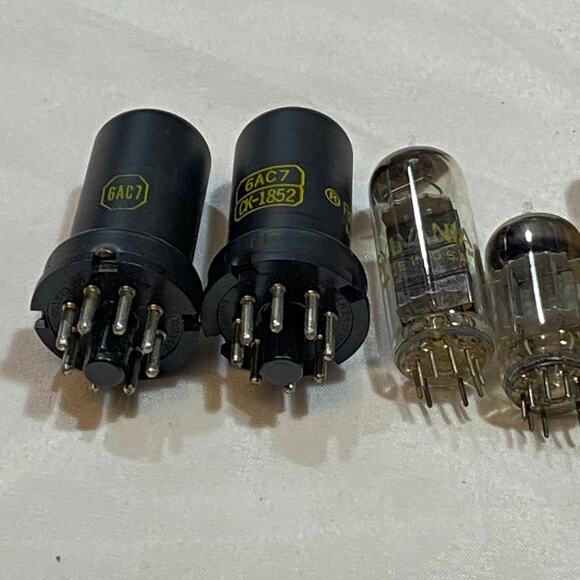 Vintage Lot of 26 Electron Vacuum Tubes Radio AMP Audio Not Tested As Is - Picture 16 of 16